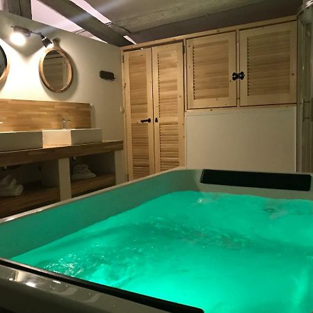 Mas Du Grand Bordes Saint-Laurent-d'Aigouze Ngoại thất bức ảnh